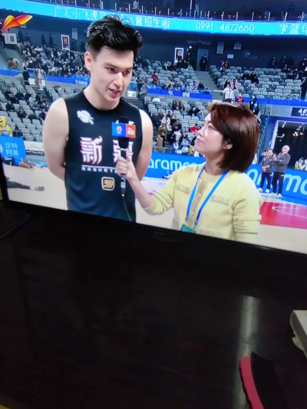 包含阿尔艾因冲击季军，年轻球员表现亮眼的词条