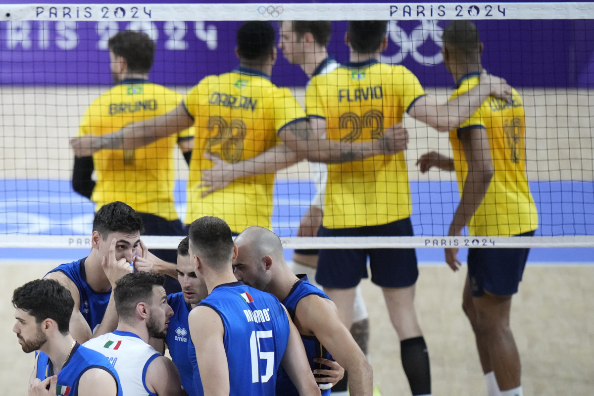 杏彩体育地址-法国女子排球队实现逆转成功晋级