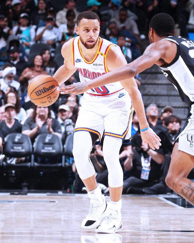 马竞逆转胜利助攻，取得关键胜利