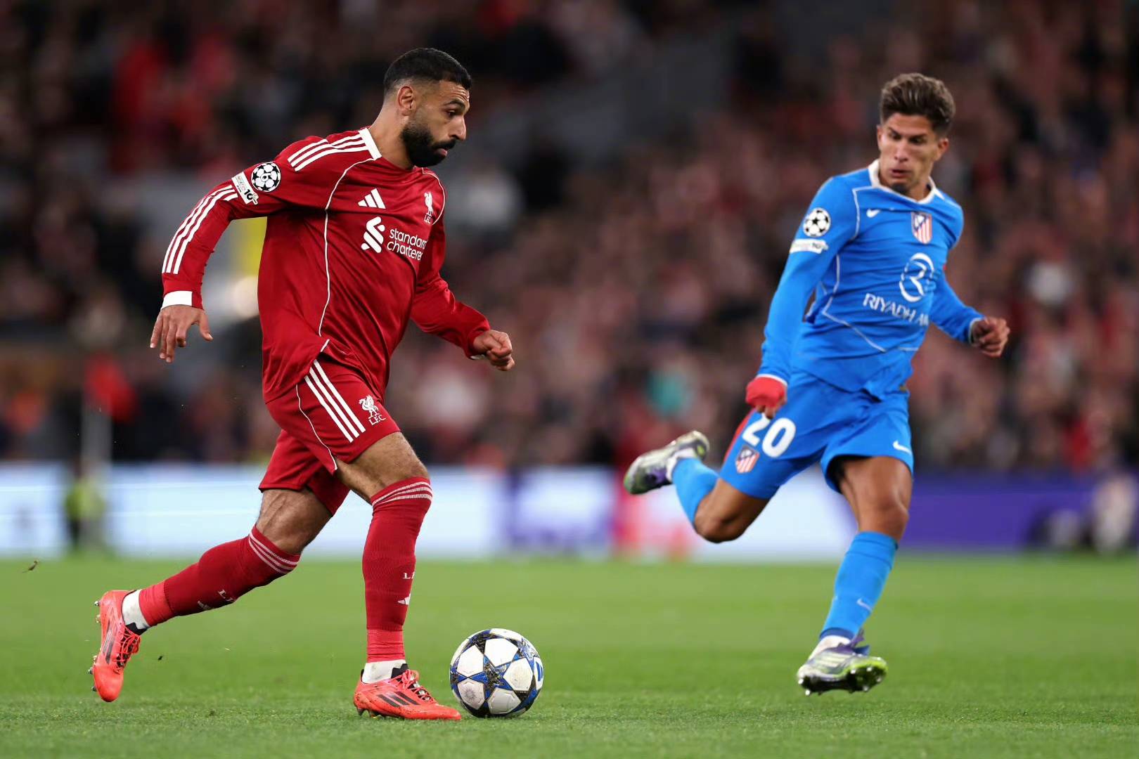 关于马竞大胜，拉近与领头羊的分差的信息