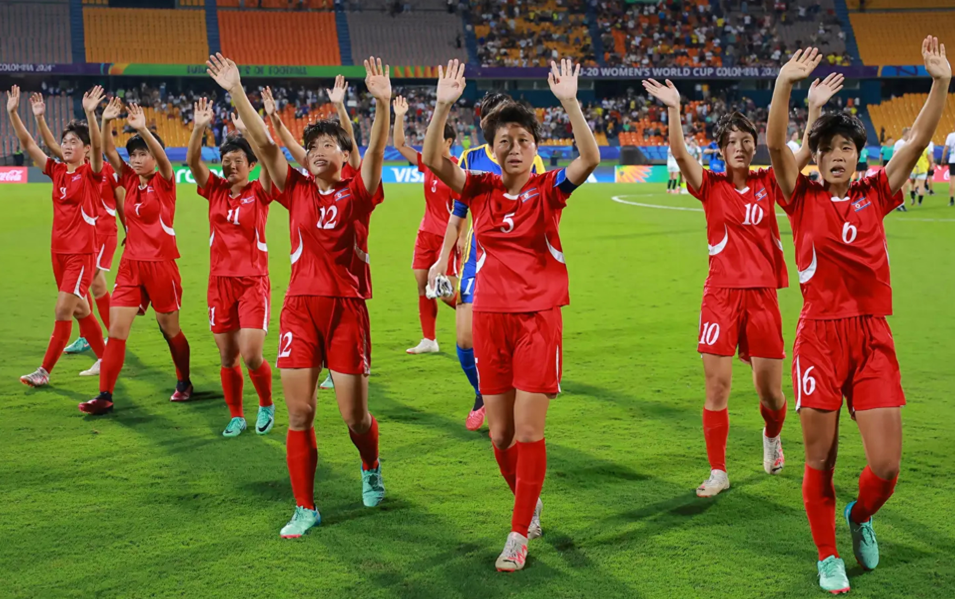 日本女足队连胜晋级，斩获赛场胜利