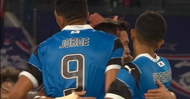 关于中东球队围绕亚冠冠军展开角逐的信息