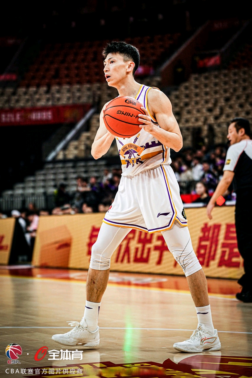 包含深圳队表现稳定,摆脱低迷状态的词条 包含深圳队表现稳定,摆脱低迷状态的词条